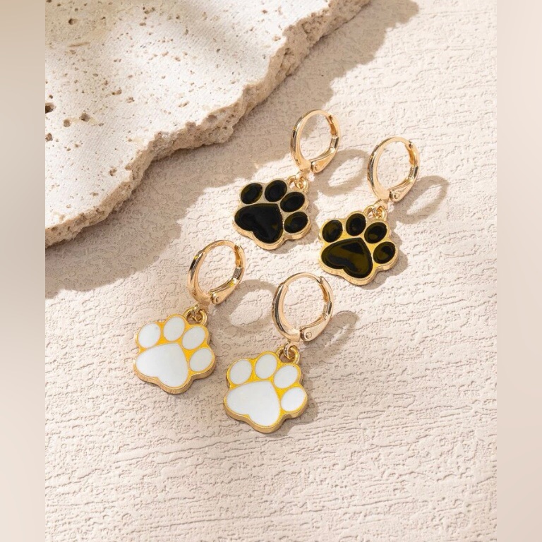 2 Pair Paw Print Drop Earrings Set Nwt
